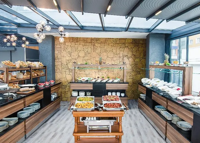 Mayla Golden Horn מלון